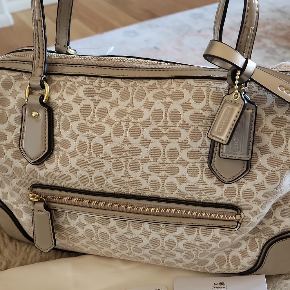 NWT Coach Pop Signature East West Satchel Bag 🤎👜💜 - Picture 2 of 16